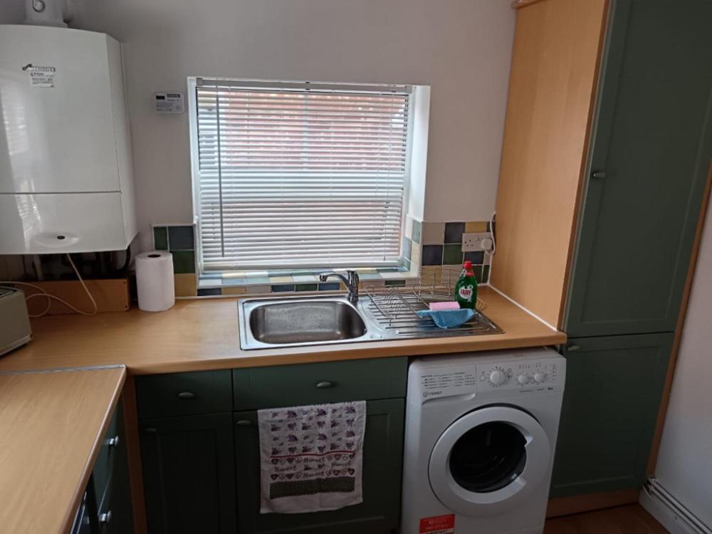 Welcome To This Flat Kettering Exteriör bild